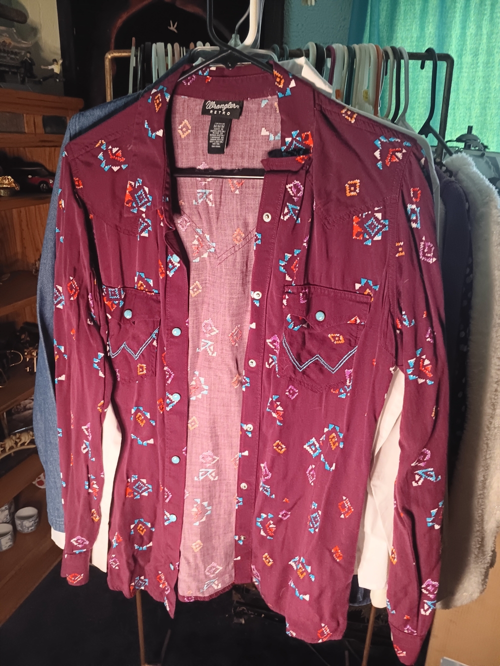 Wrangler Women’s Burgundy Printed Western Shirt